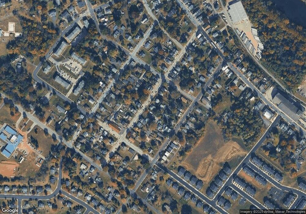 230 Walnut St, Spring City, PA 19475 - photo 1