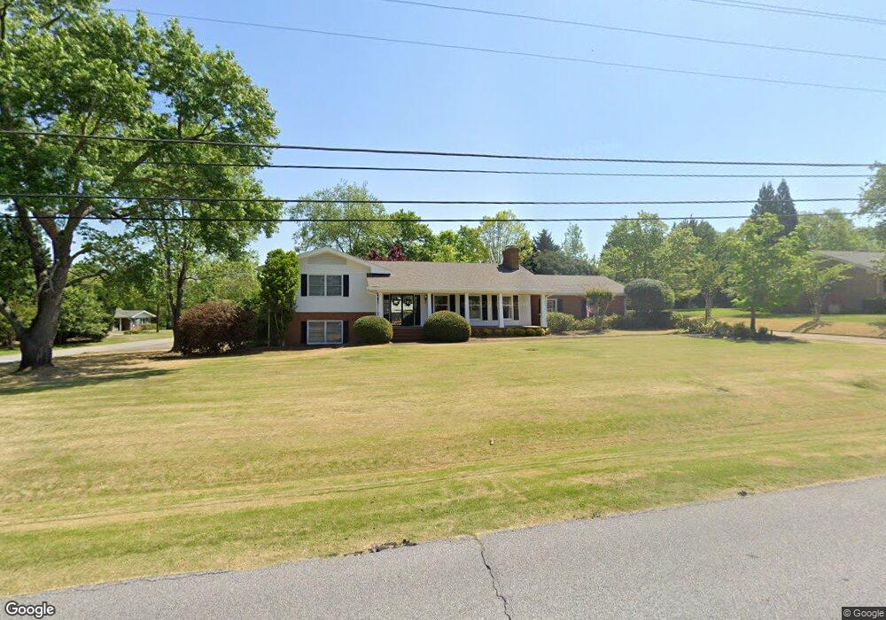 367 N 5th Ave, Winder, GA 30680 - photo 1