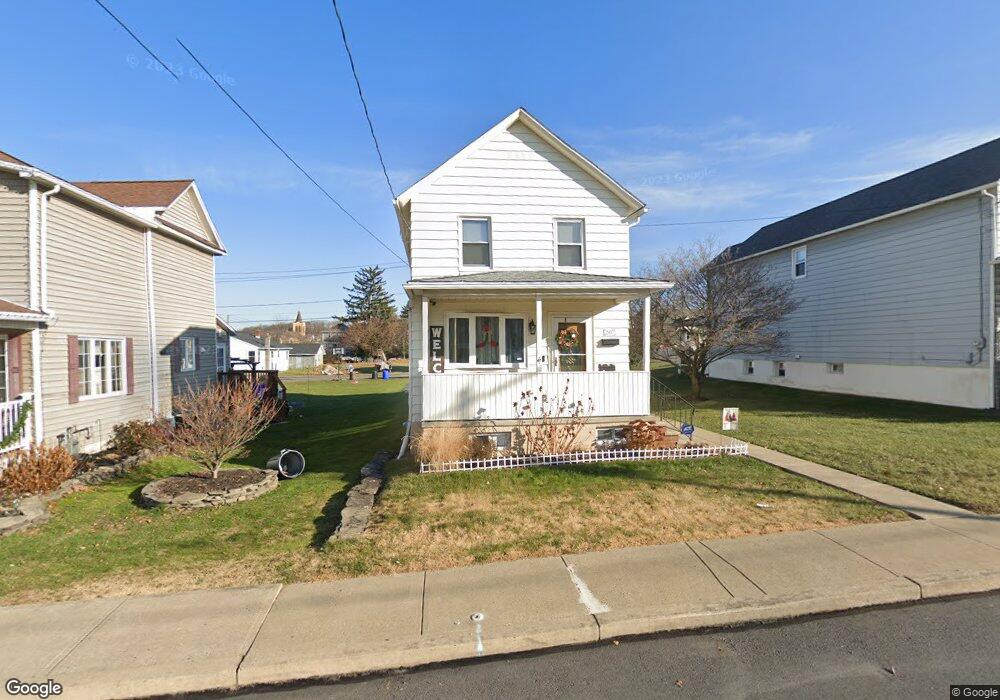 207 Elm St, Dupont, PA 18641 - photo 1