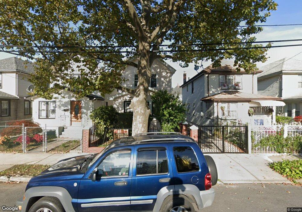 9454 199th St, Hollis, NY 11423 - photo 1