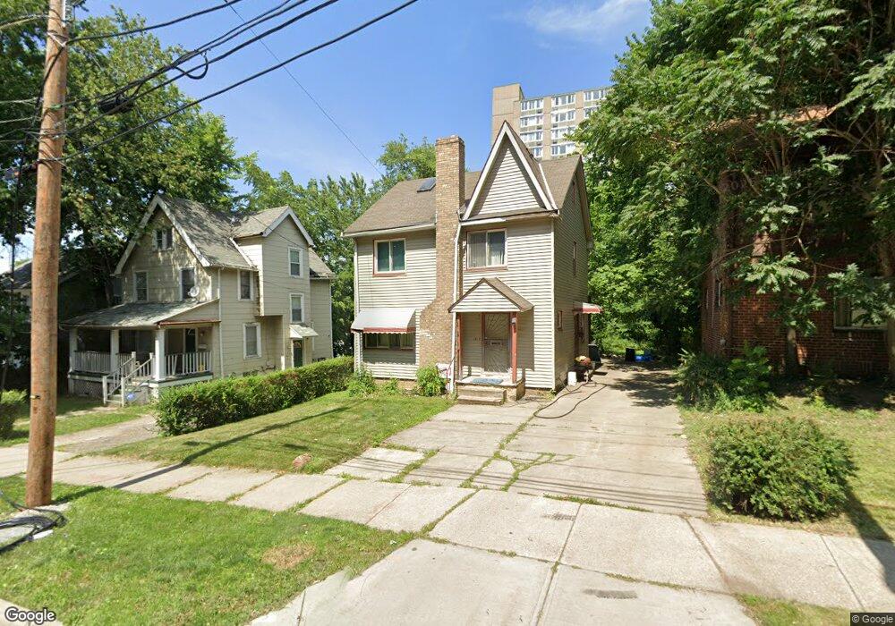 1917 Taylor Rd, Cleveland, OH 44112 - photo 1