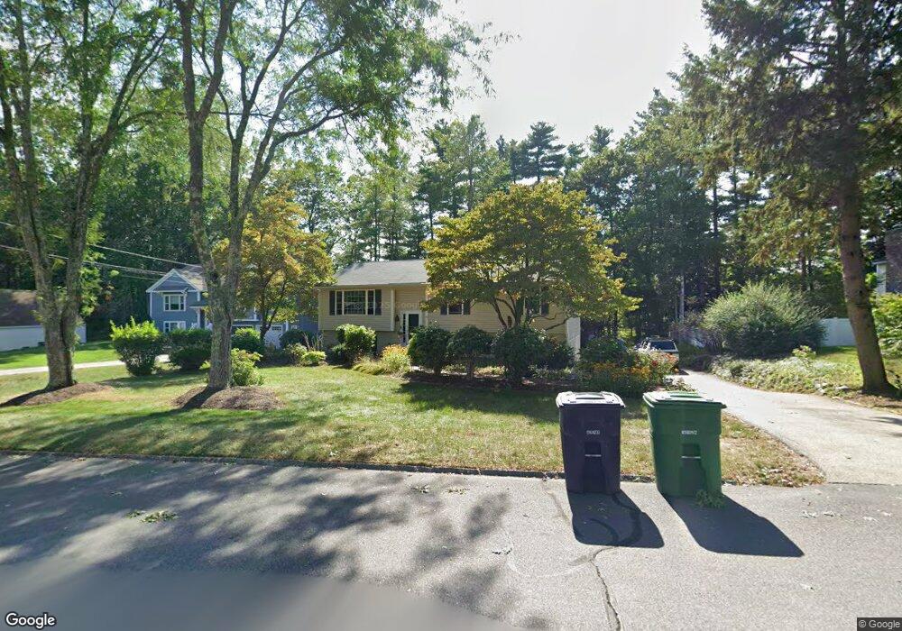 18 Hyacinth Dr, Nashua, NH 03062 - photo 1