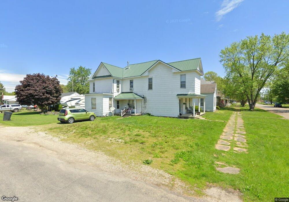 2220 Richmond Ave, Mattoon, IL 61938 - photo 1