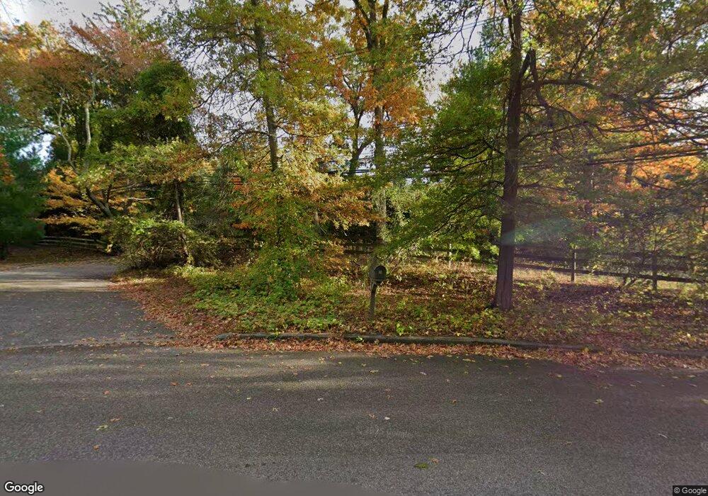 1638 Old Cedar Swamp Rd, Glen Head, NY 11545 - photo 1