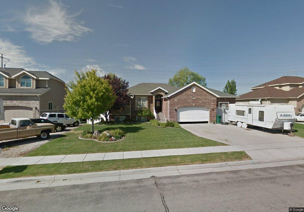 1022 Bridgecreek Ln, Layton, UT 84041 - photo 1