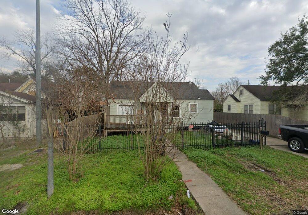 4620 Siegel St, Houston, TX 77009 - photo 1