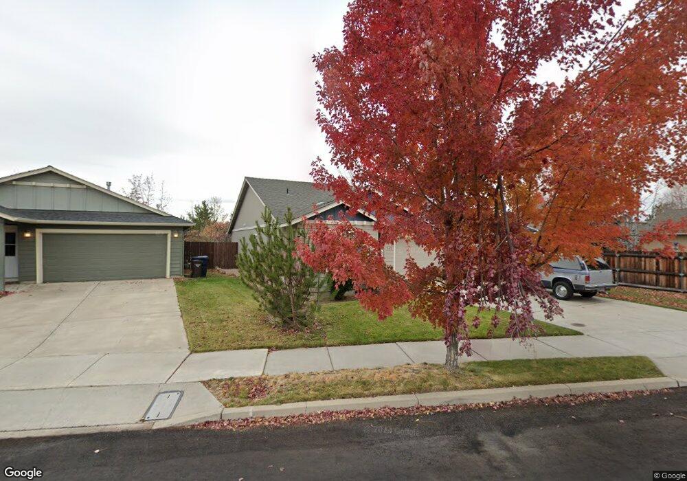 345 SW 28th St, Redmond, OR 97756 - photo 1