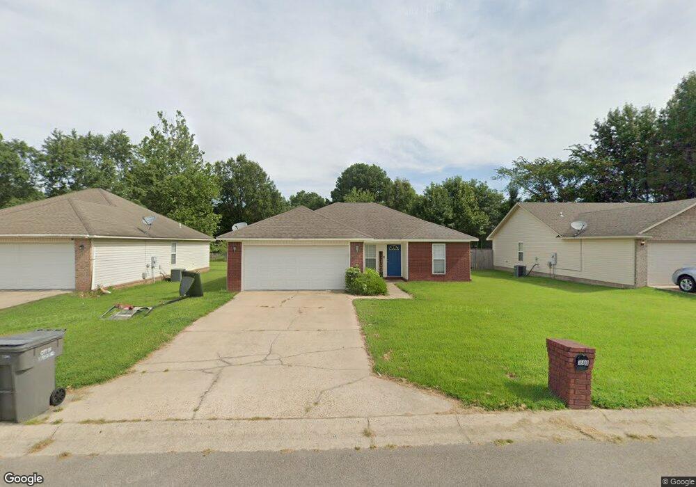 1600 Charles Dr, Jonesboro, AR 72401 - photo 1