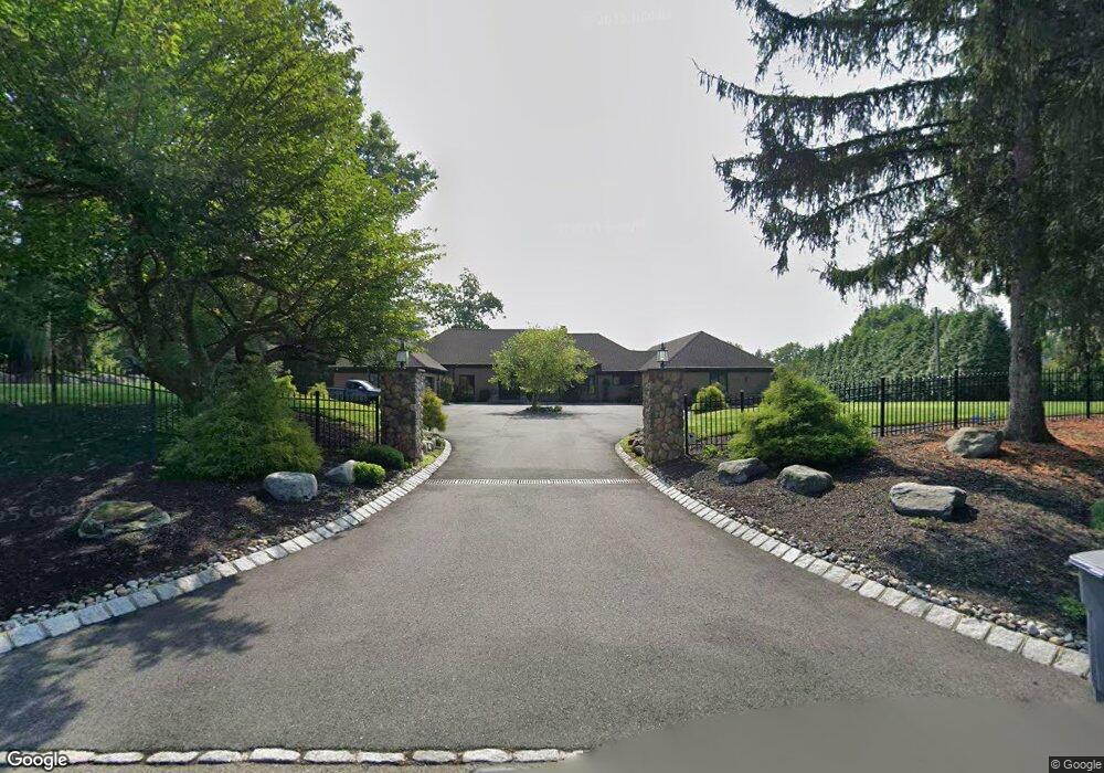 6 Mohegan Trail, Saddle River, NJ 07458 - photo 1