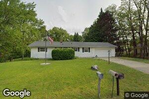 430 Richfield Ave, Springfield, MI 49037