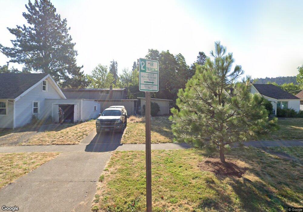 1727 Moss St, Eugene, OR 97403 - photo 1