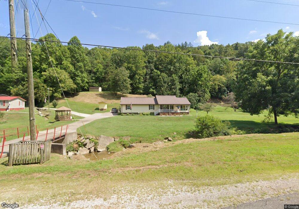 2443 Childress Rd, Alum Creek, WV 25003 - photo 1
