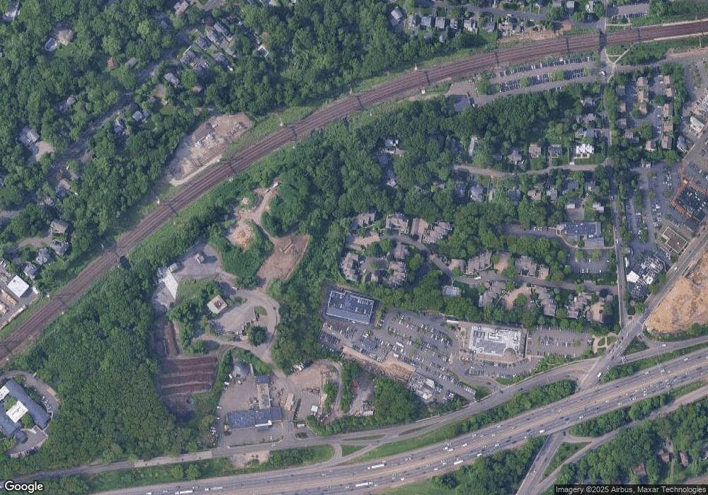 69 Hale Ln unit 69, Darien, CT 06820 - photo 1