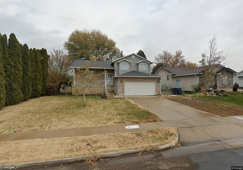 2142 N 950 W, Clearfield, UT 84015 - photo 1