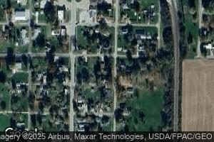 300 S John St, Table Grove, IL 61482