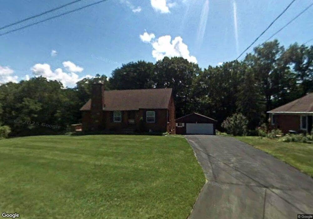 30544 Bridle Path Trail, Wickliffe, OH 44092 - photo 1