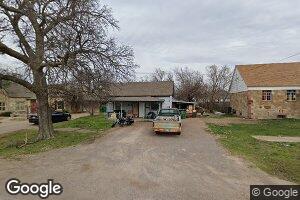 313 8th St, Snyder, OK 73566