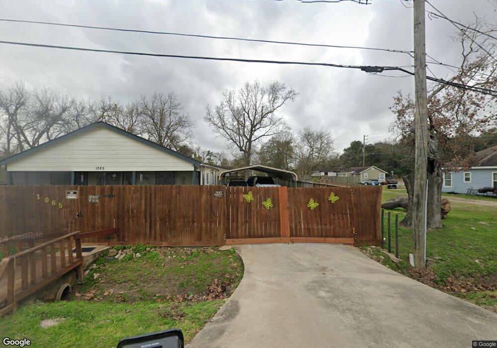 1067 Reverend b j Lewis Dr, Houston, TX 77088 - photo 1