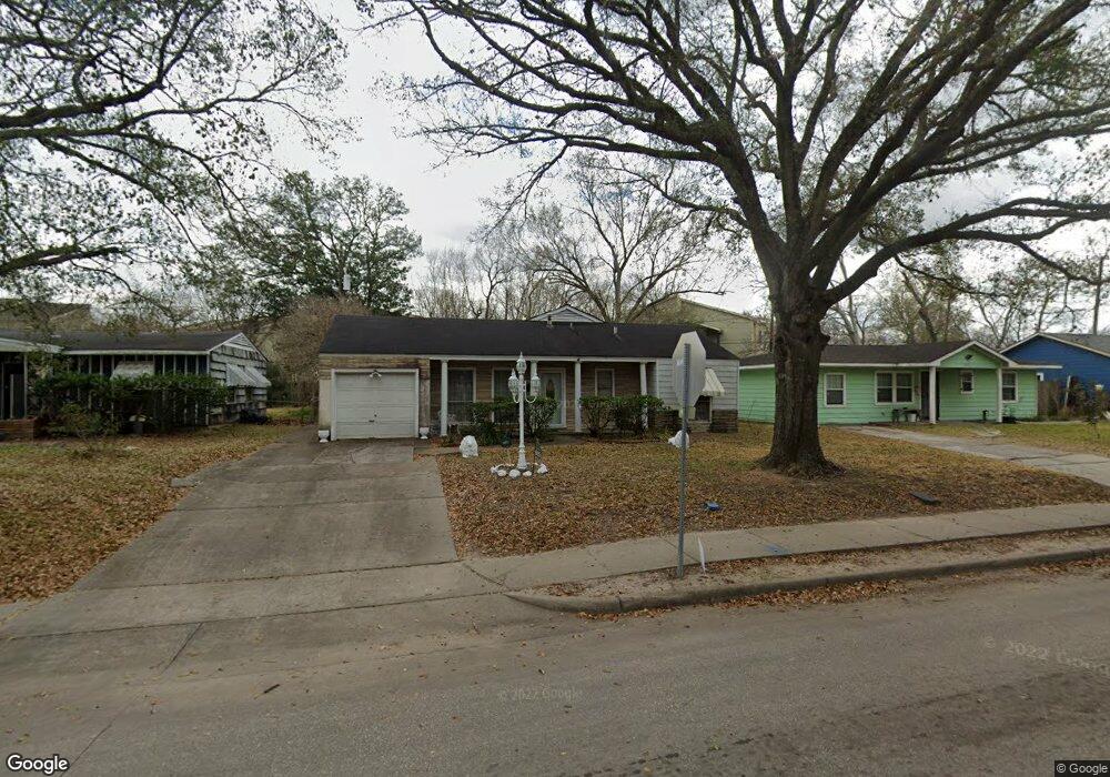 6051 Beekman Rd, Houston, TX 77021 - photo 1