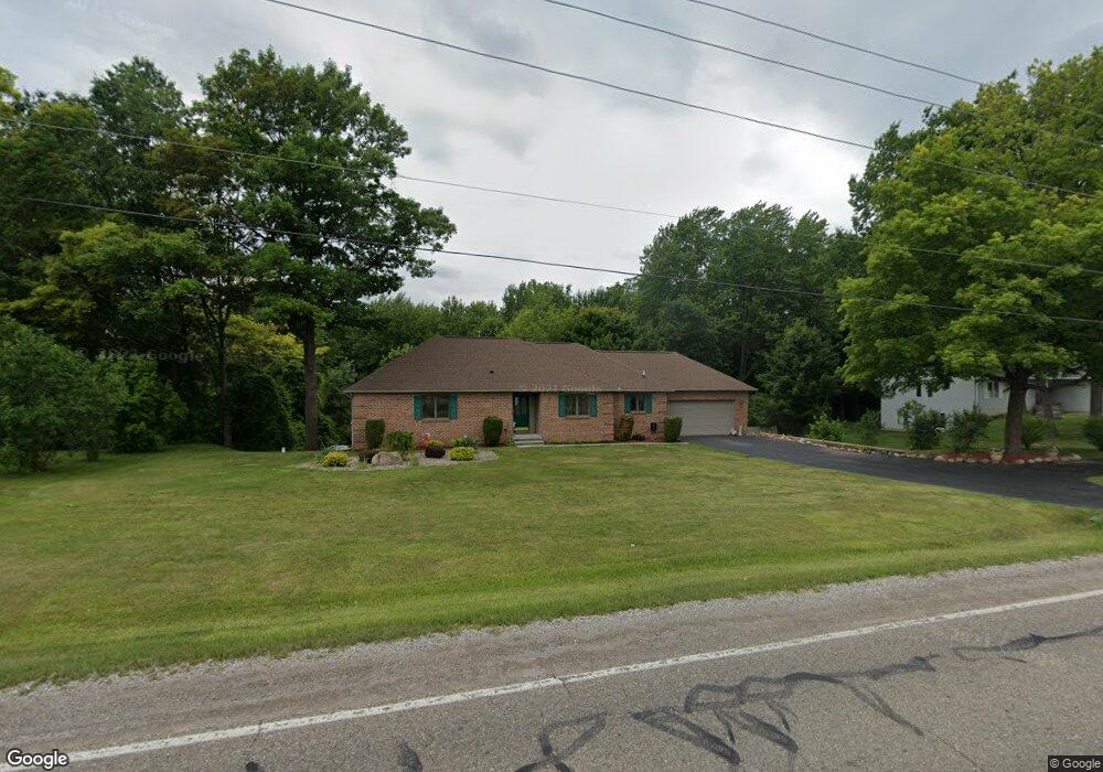 1104 S Gale Rd, Davison, MI 48423 - photo 1