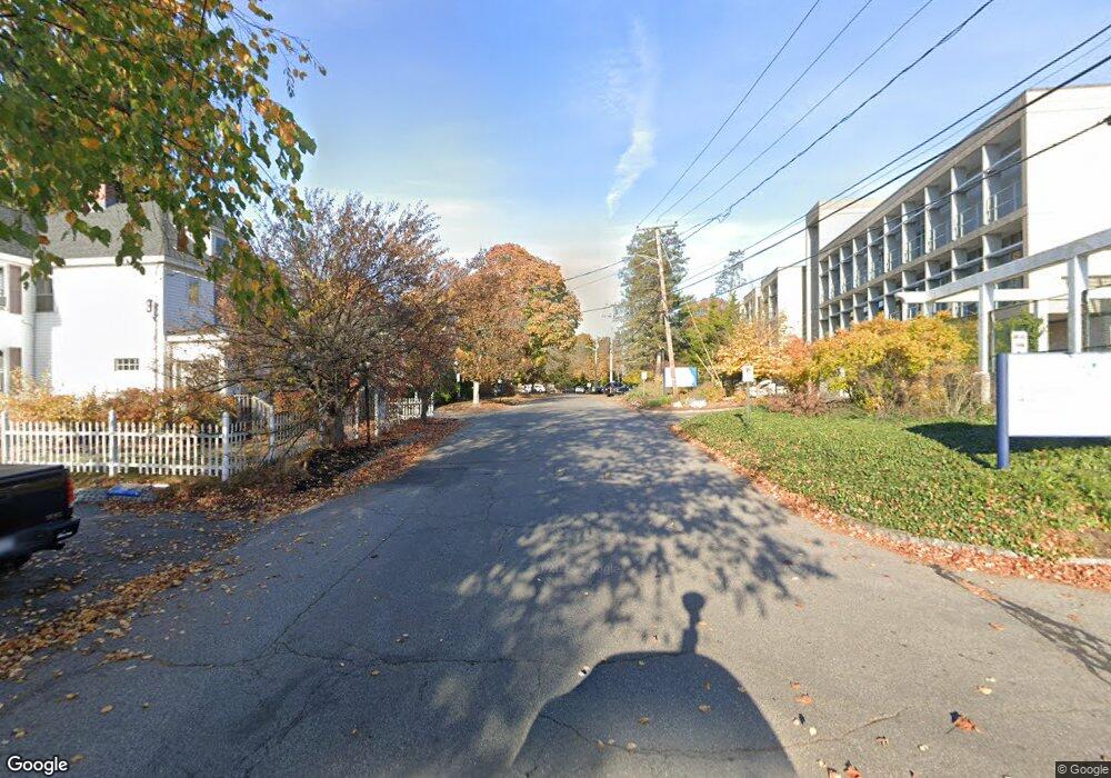 26 Rawson Ave, Newburyport, MA 01950 - photo 1