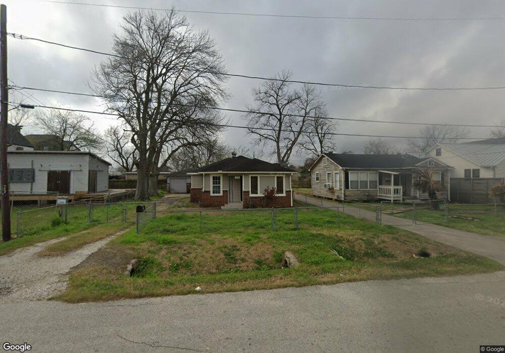 124 E 39th St, Houston, TX 77018 - photo 1