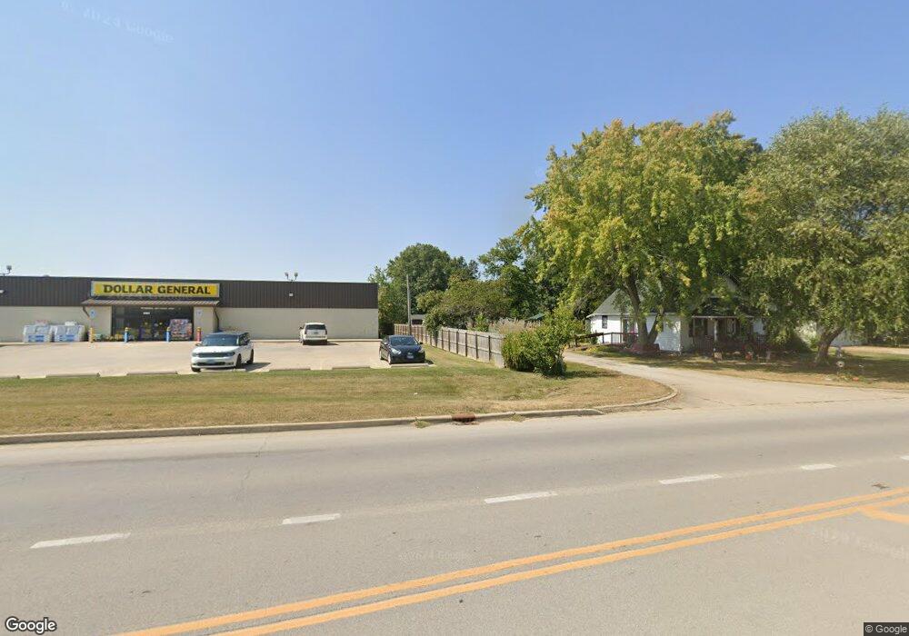 8903 N Us Highway 45, Effingham, IL 62401 - photo 1