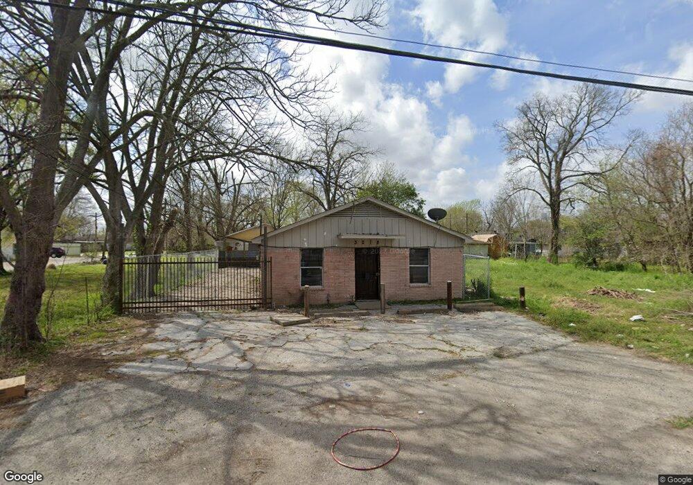 3218 Martha St, Houston, TX 77026 - photo 1
