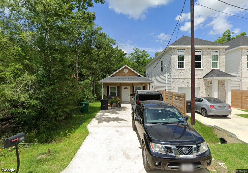 8133 Sunnyhill St, Houston, TX 77088 - photo 1