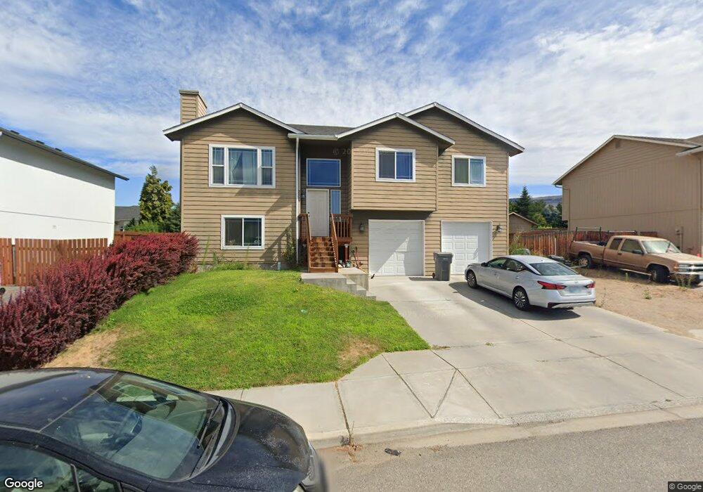 2559 NE Noble Loop, East Wenatchee, WA 98802 - photo 1