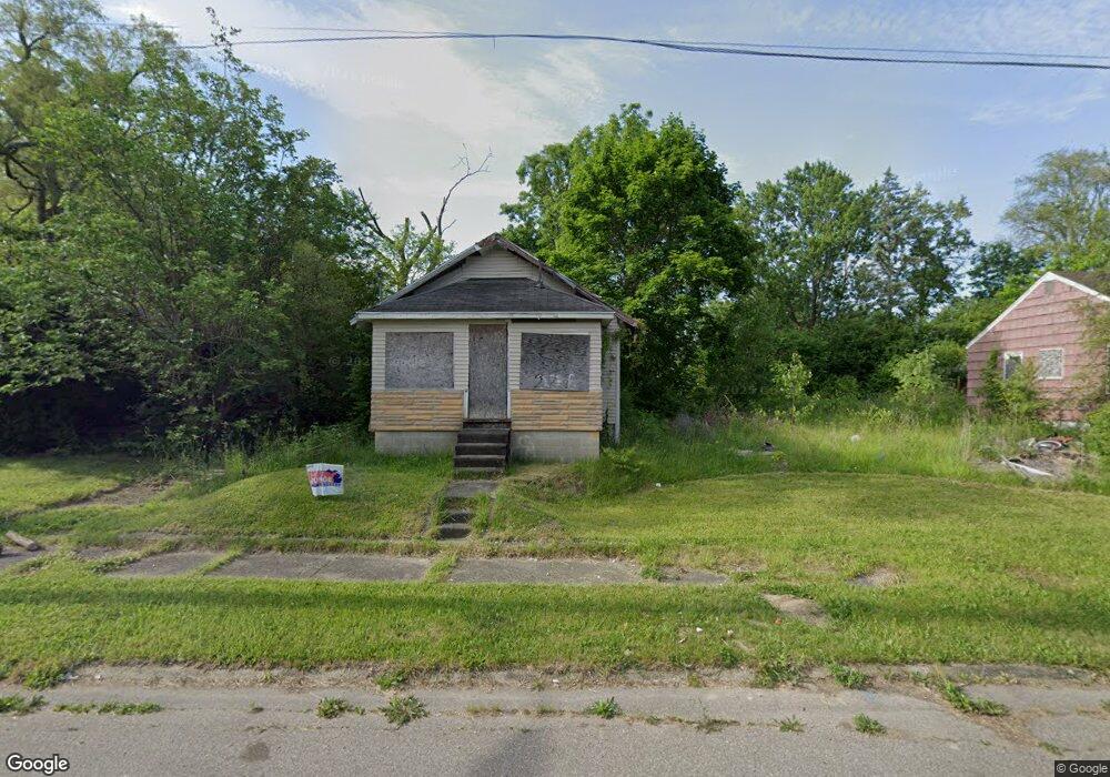 226 E Gracelawn Ave, Flint, MI 48505 - photo 1