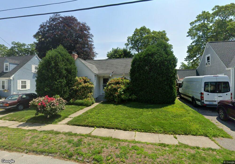 176 Calaman Rd, Cranston, RI 02910 - photo 1