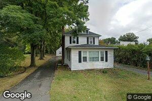 11 Pine St, Amherst, MA 01002