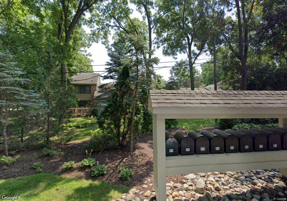 43 Boulder Ln unit 9, Bloomfield Hills, MI 48304 - photo 1