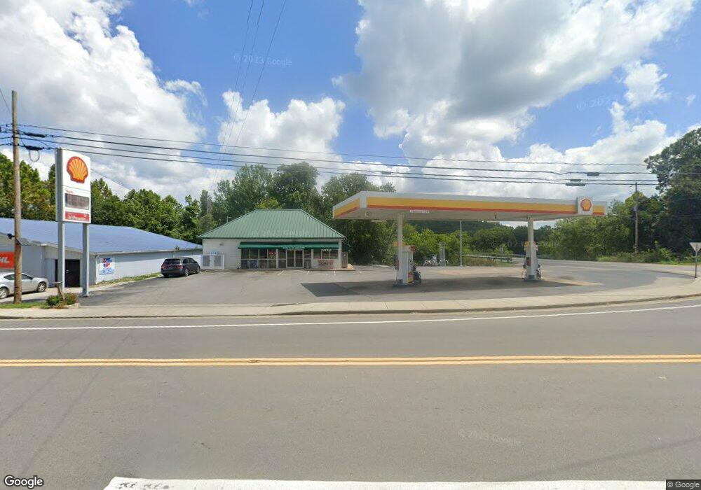 52 Tennessee 13, Linden, TN 37096 - photo 1