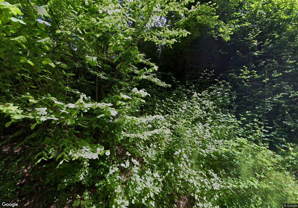 1239 SW Arnold St, Portland, OR 97219 - photo 1