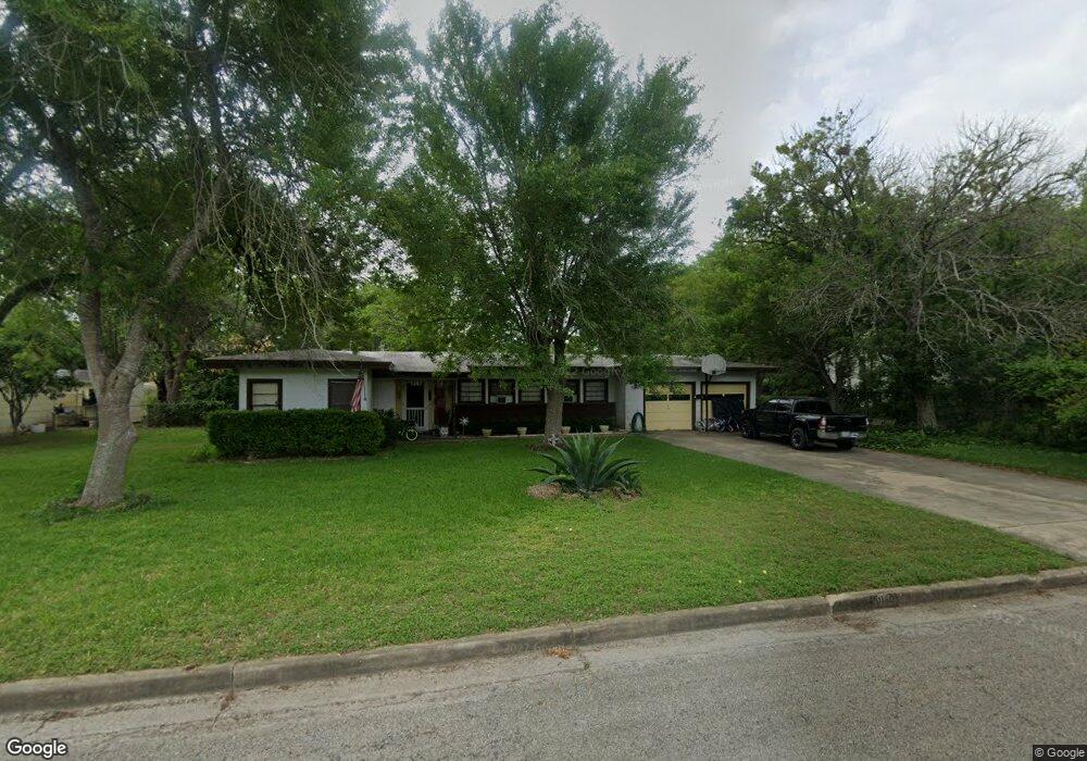 919 Bismark St, Seguin, TX 78155 - photo 1