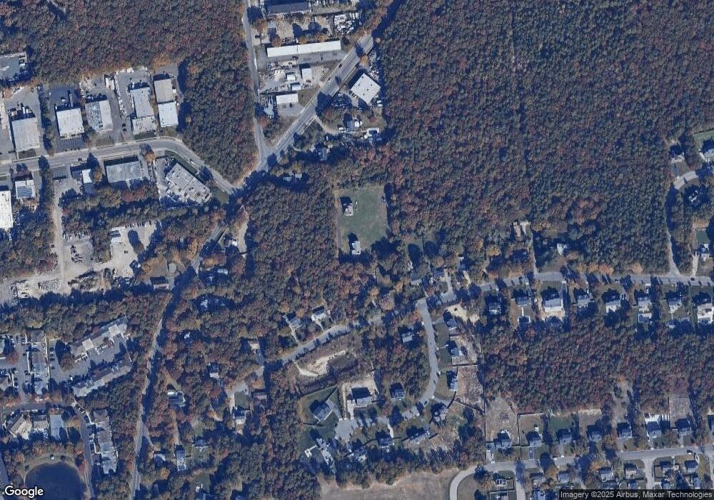 29 Country Rd, Medford, NY 11763 - photo 1