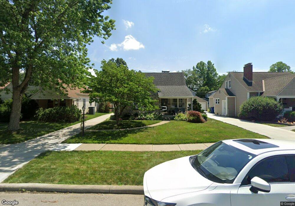 543 Fallis Rd, Columbus, OH 43214 - photo 1