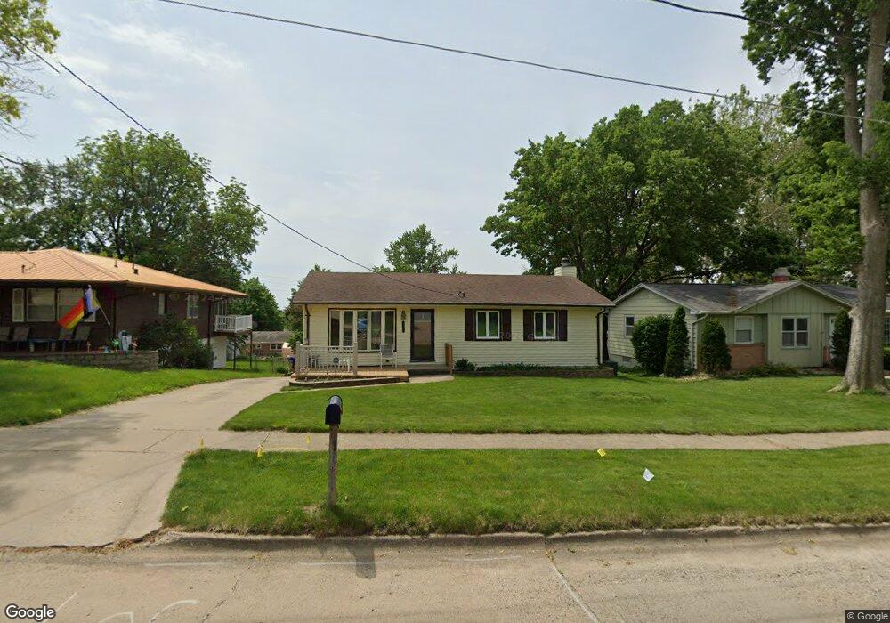2631 Boyd St, Des Moines, IA 50317 - photo 1