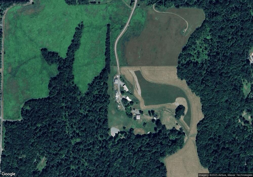 153 Reiderer Ln, Vandergrift, PA 15690 - photo 1