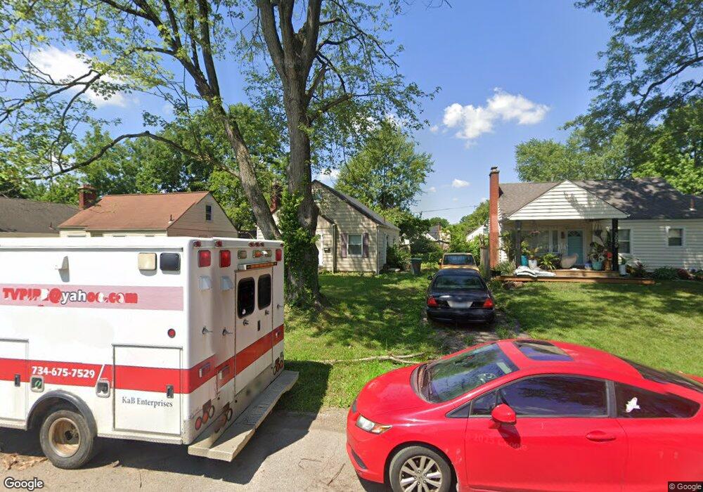 3051 Dresden St, Columbus, OH 43224 - photo 1