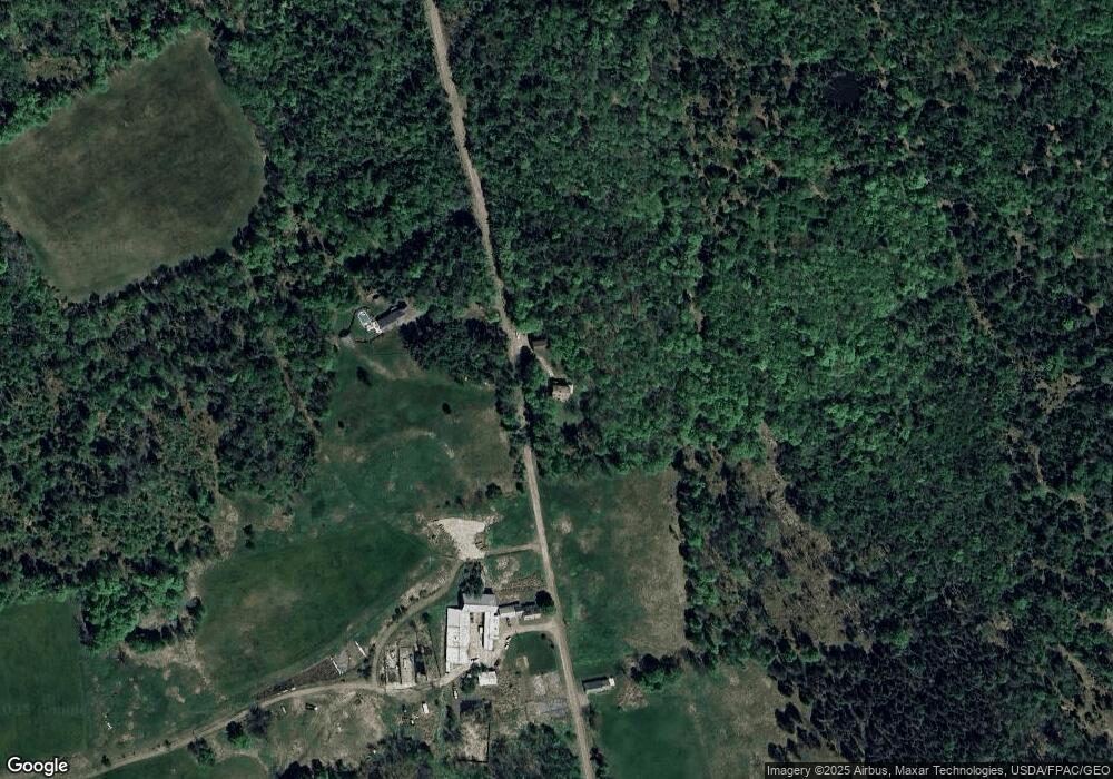 271 Number 10 Rd, Dexter, ME 04930 - photo 1