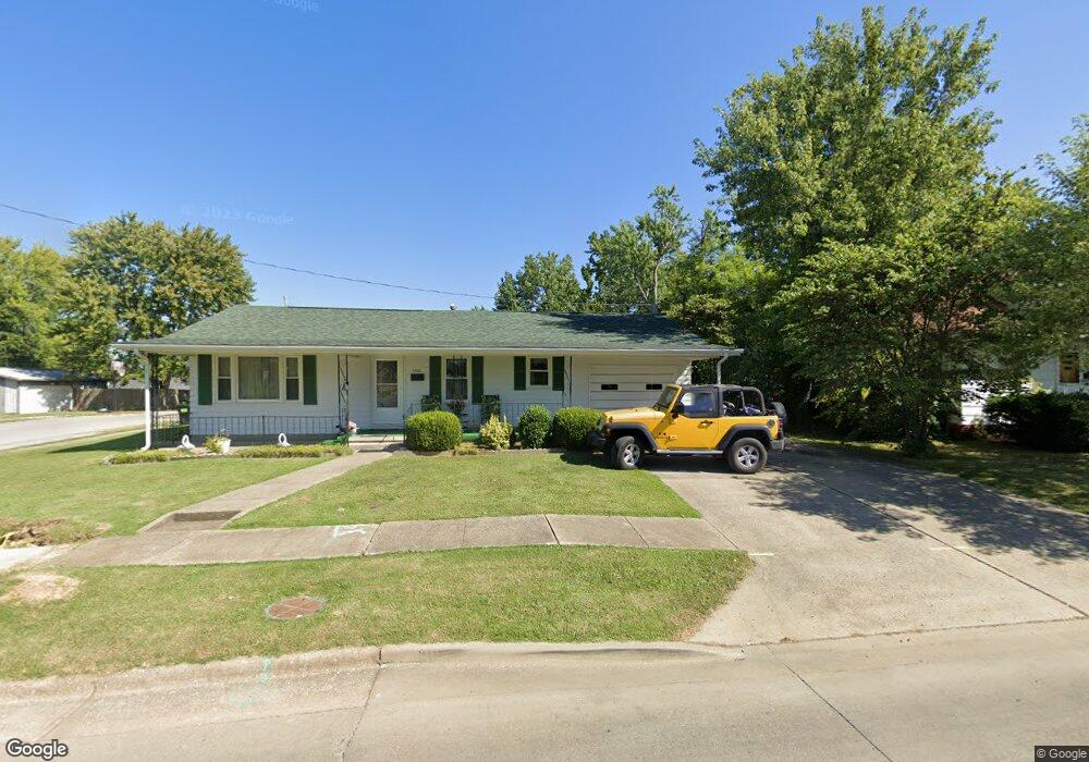 1200 E Sloan St, Harrisburg, IL 62946 - photo 1