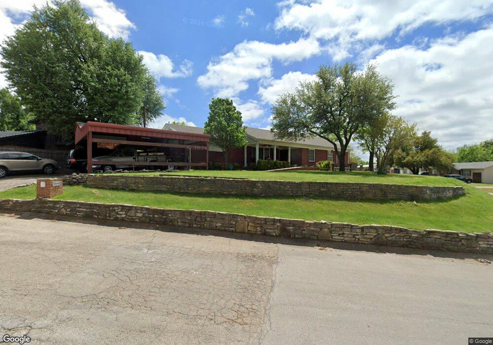 205 W Ridge Rd, Weatherford, TX 76086 - photo 1