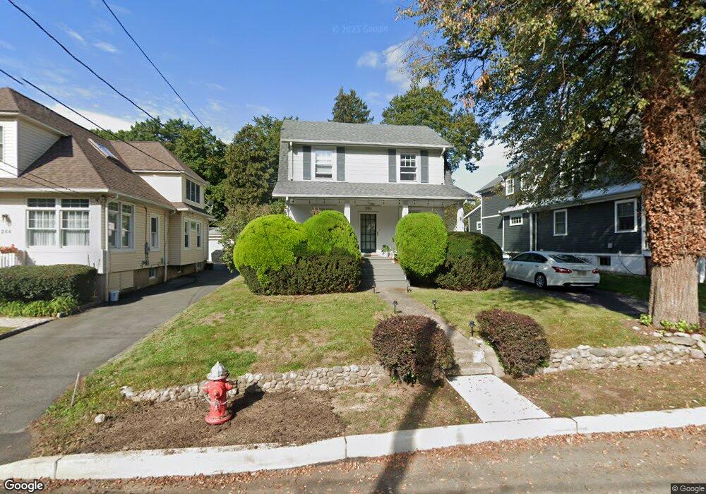 240 Lakeview Dr, Ridgewood, NJ 07450 - photo 1