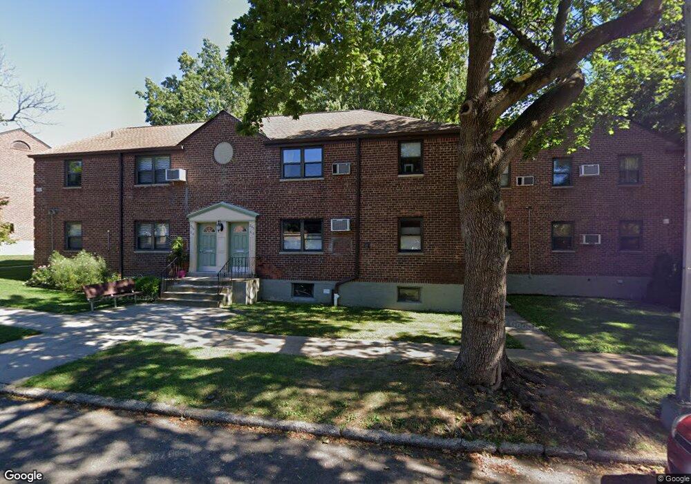 24566 62nd Ave unit Lower, Little Neck, NY 11362 - photo 1