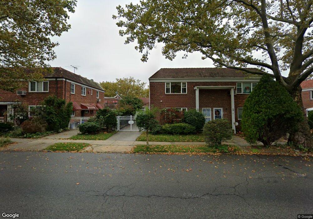 7536 199th St, Fresh Meadows, NY 11366 - photo 1