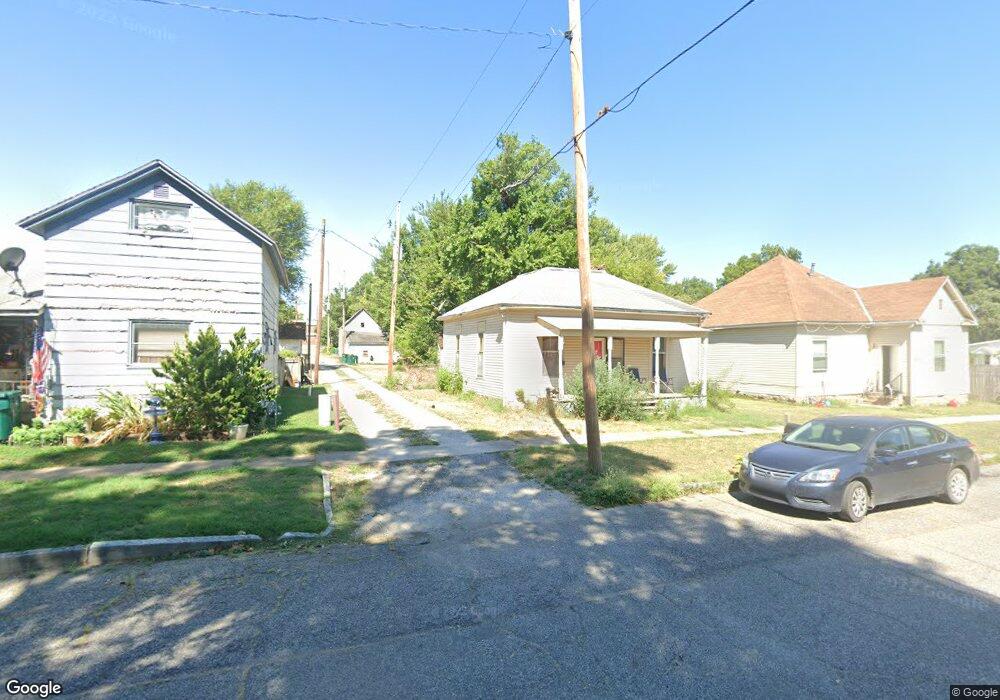 1708 Chess Ave, Parsons, KS 67357 - photo 1