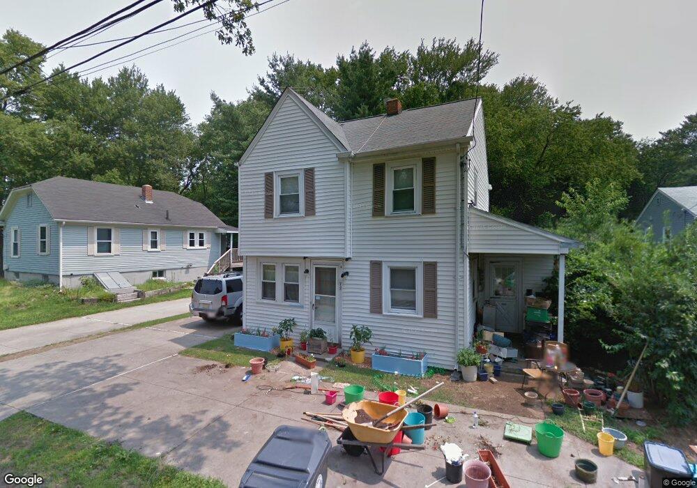 72 Walnut Glen Dr, Warwick, RI 02886 - photo 1